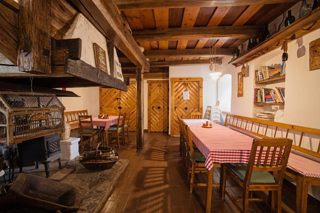 Banská Štiavnica Penzion Stary Hostinec מראה חיצוני תמונה