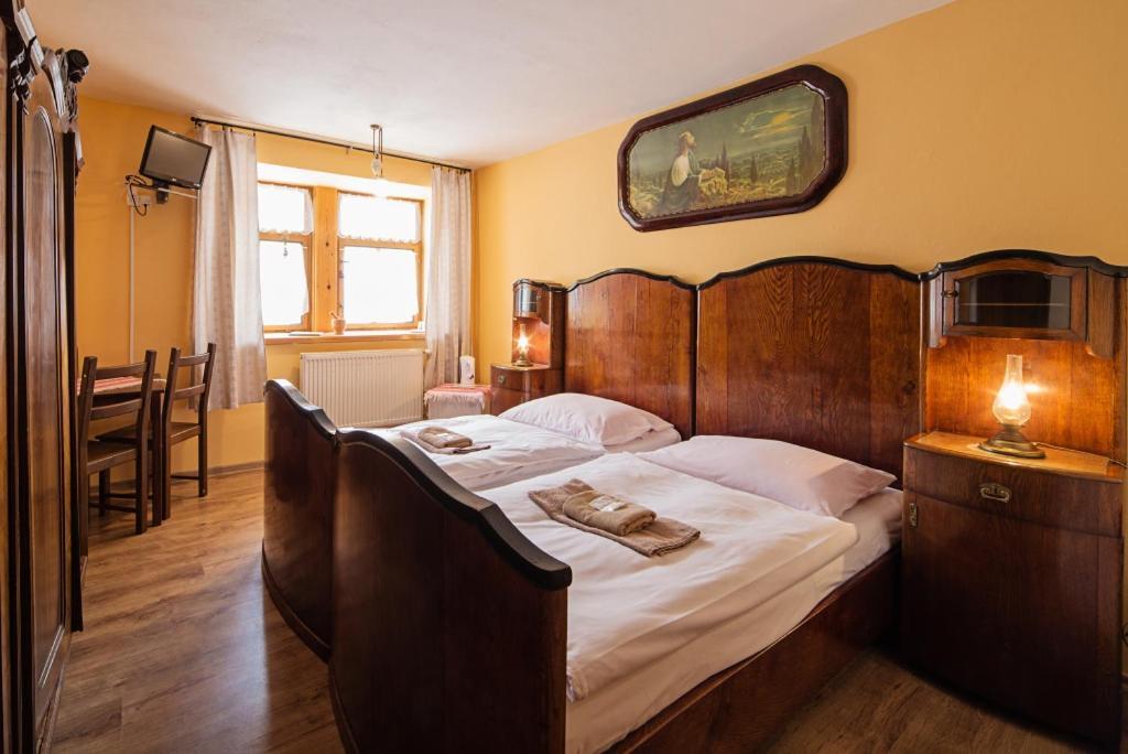 Banská Štiavnica Penzion Stary Hostinec מראה חיצוני תמונה
