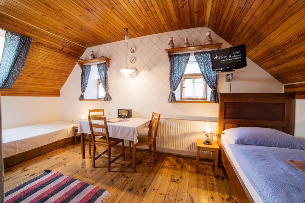 Banská Štiavnica Penzion Stary Hostinec מראה חיצוני תמונה