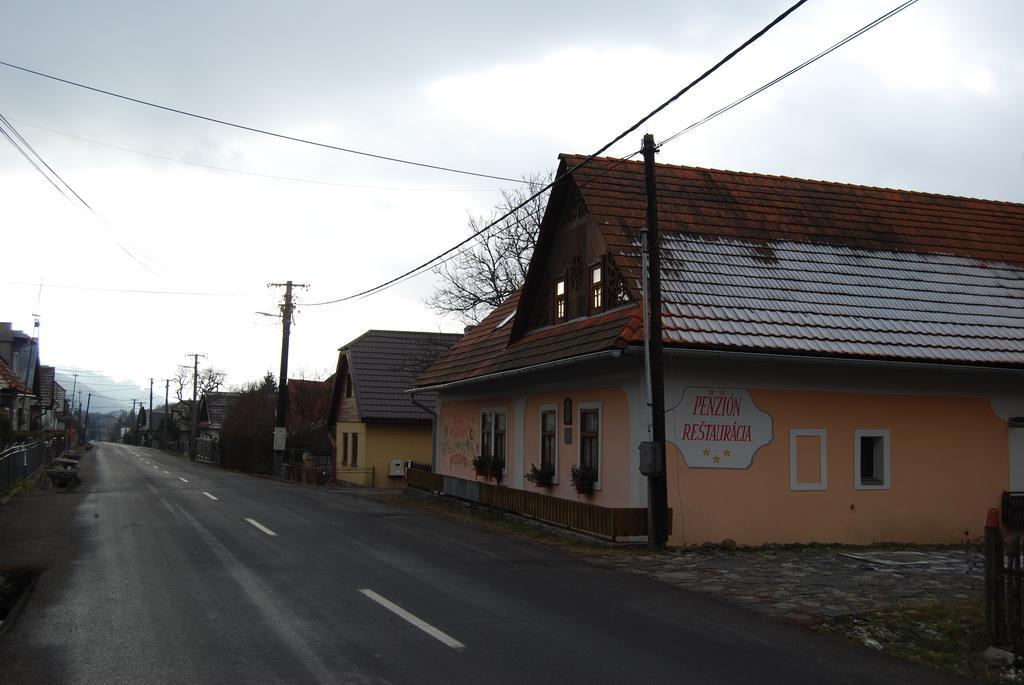 Banská Štiavnica Penzion Stary Hostinec מראה חיצוני תמונה